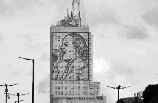 evita