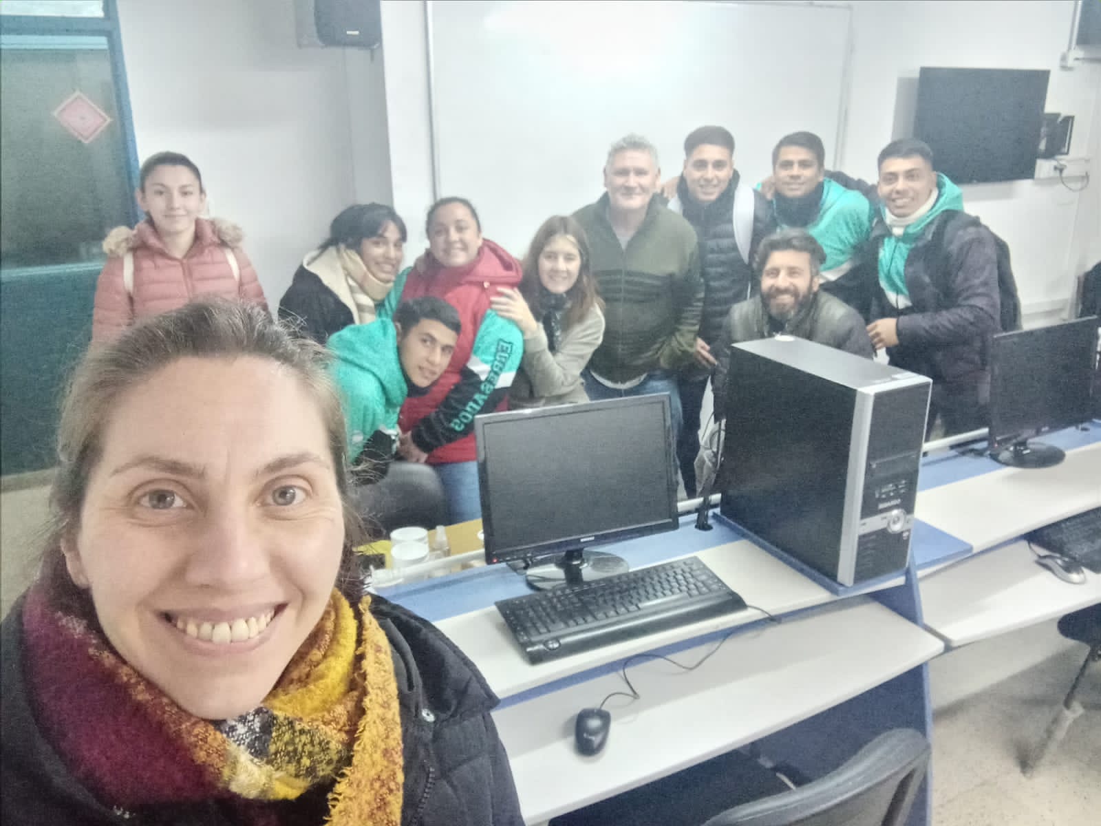 Estudiantes del CENMA Nº 73 se capacitaron con herramientas tecnológicas